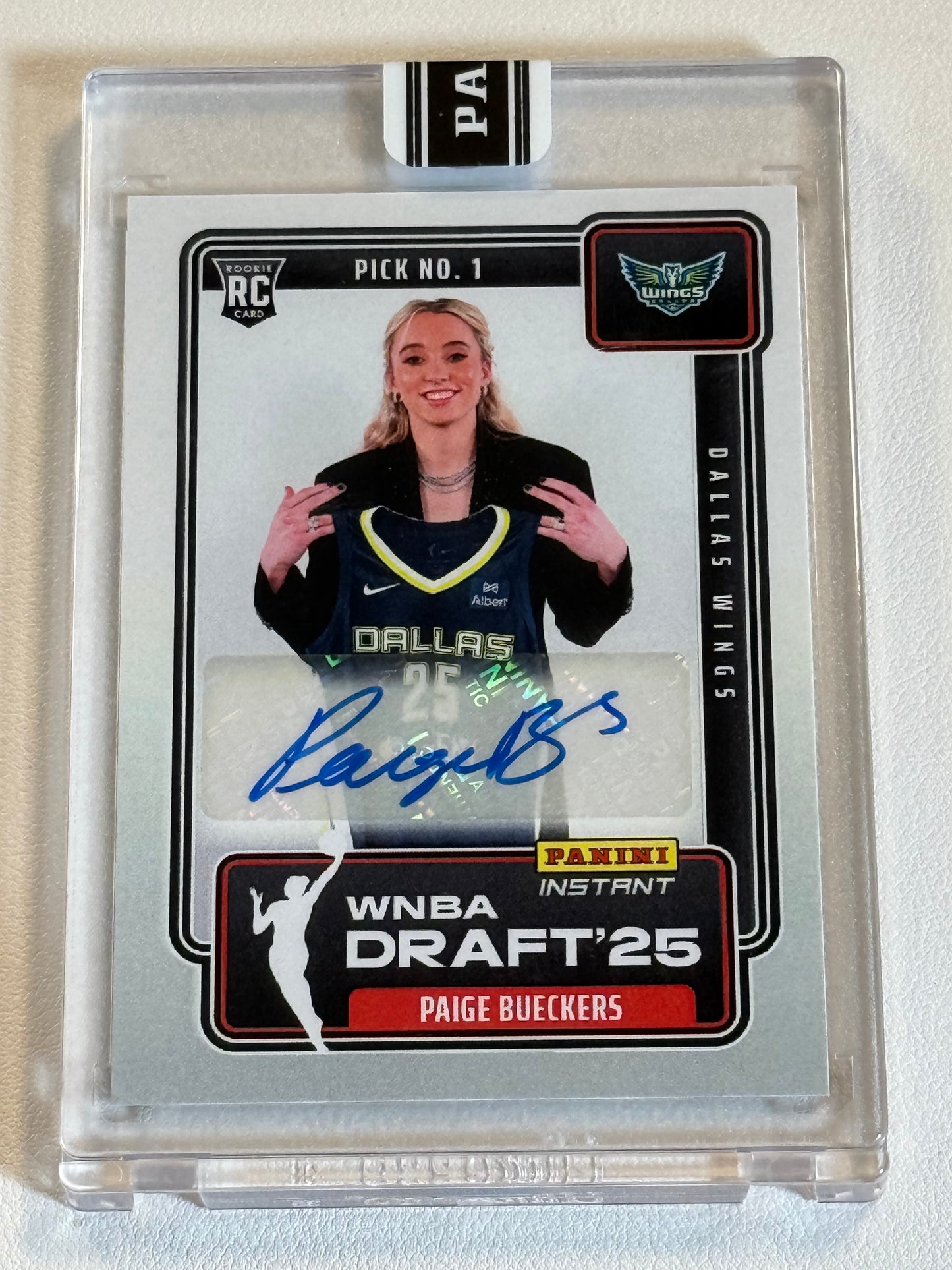 2025 WNBA Draft Night Paige Bueckers Auto /99 Panini Instant